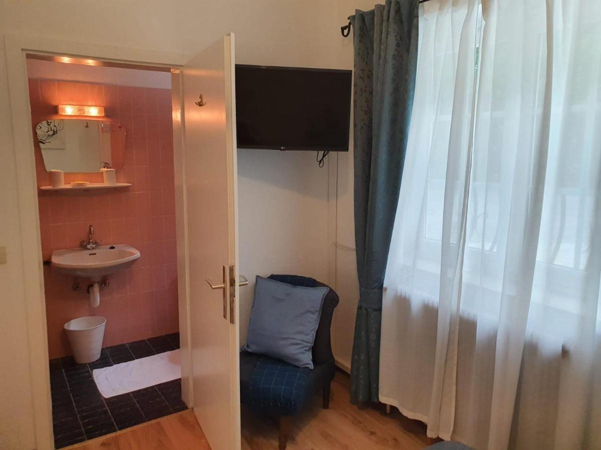 Waldhof Am Stubenbergsee 3*